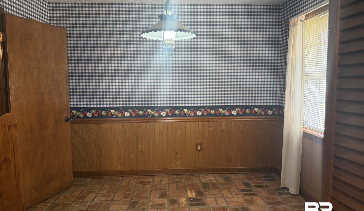 698297-10